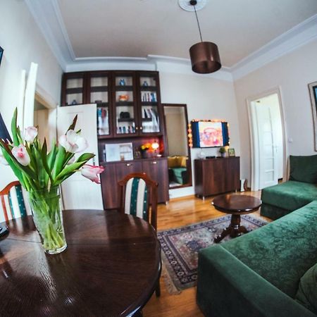Crown Apartment With Garden View Belgrado Exterior foto